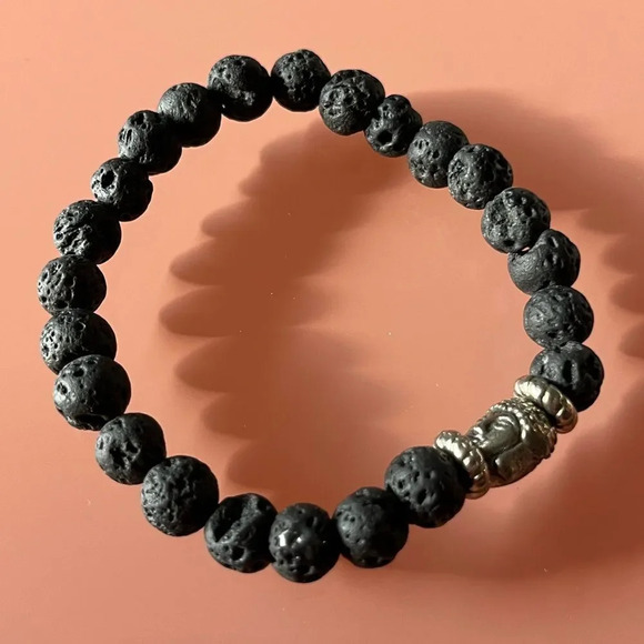 🔥4/$20 Lava Stone Bracelet - Picture 3 of 3